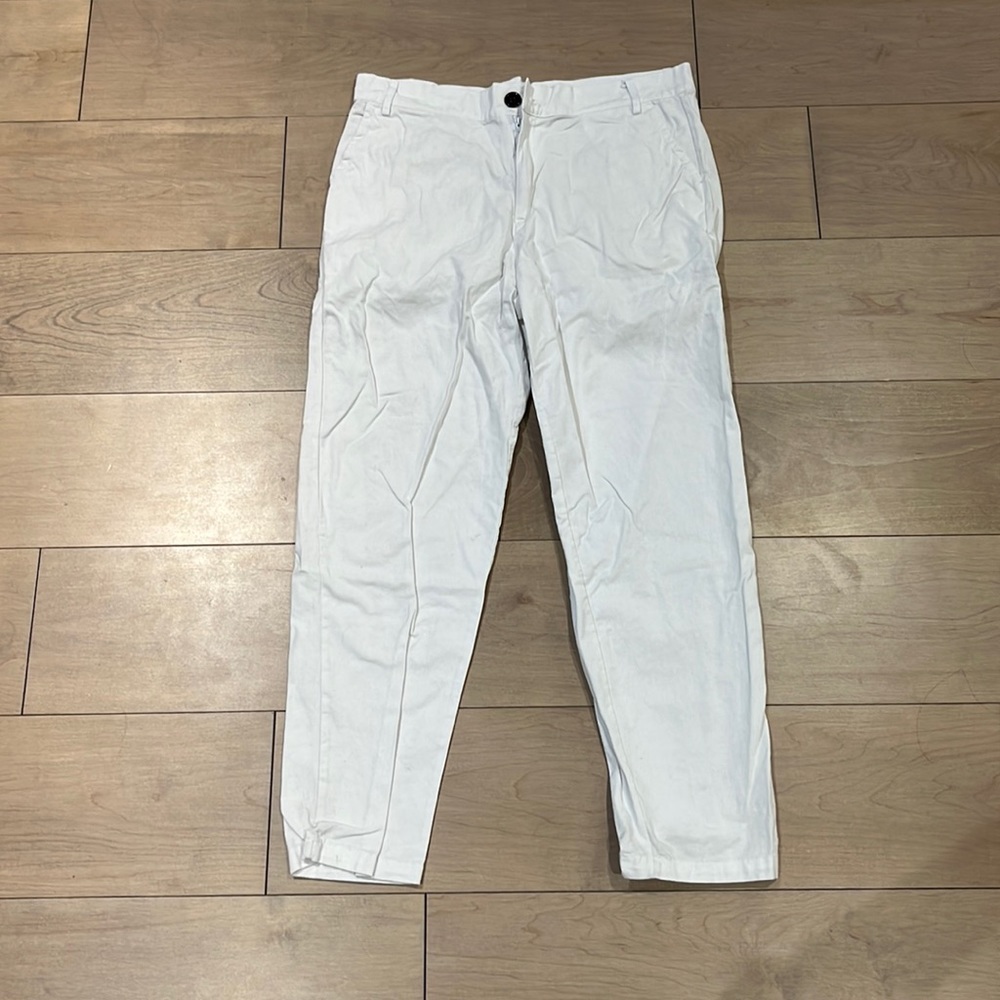 White men’s pants